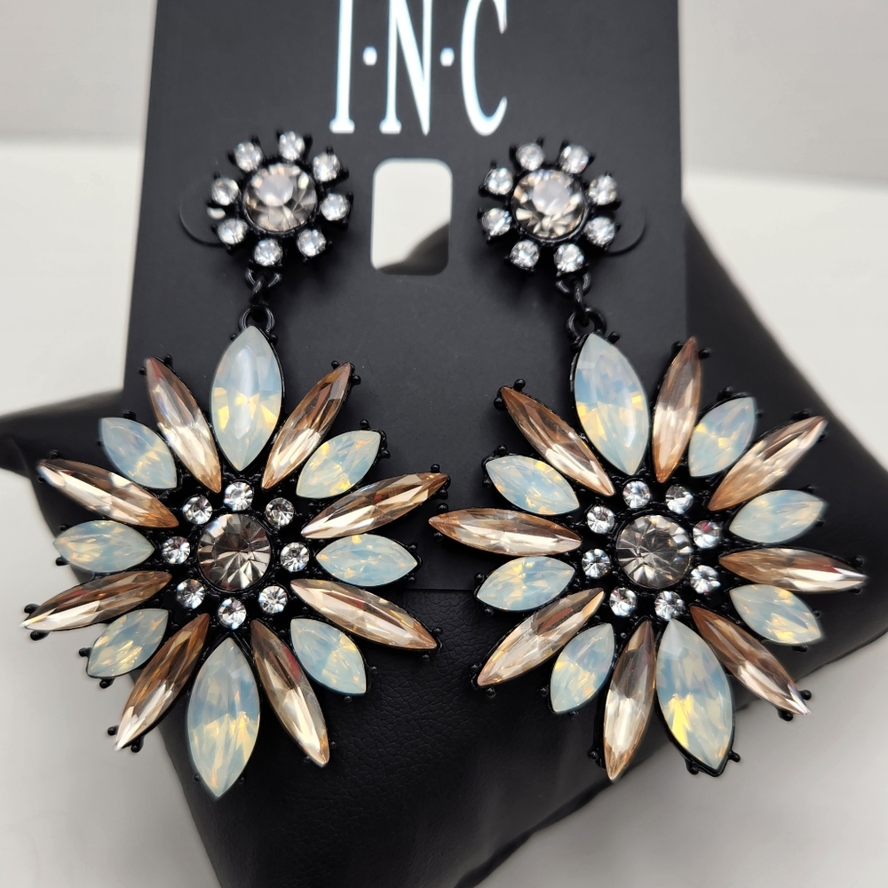 International Concepts Black and Neutral Stone Flower Drop Earrings - Picture 2 of 4
